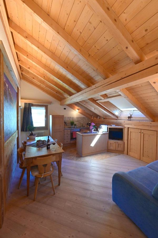 ボルミオ Casa Casteヴィラ エクステリア 写真